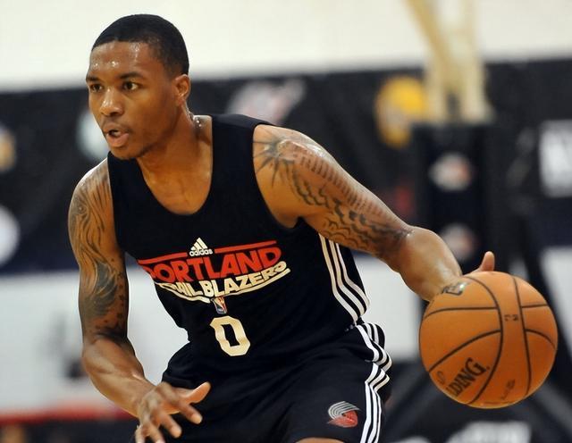 切或持球攻 切或持球攻