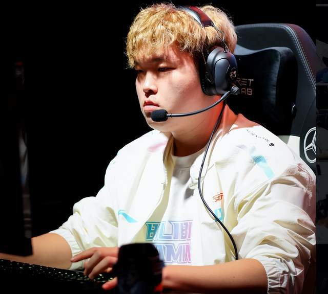 回做与弱侧 回做与弱侧