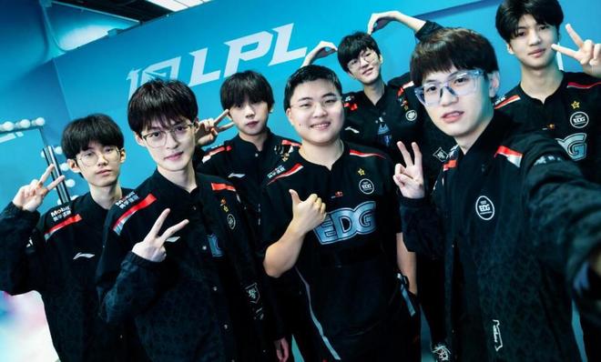 他坚持再上 他坚持再上